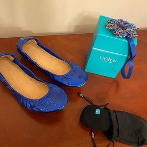 Worn once!  Blue sapphire tieks size 8